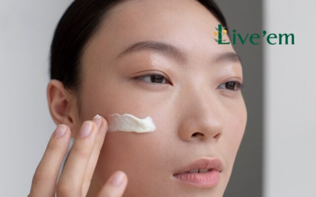 post-isotretinoin lip care